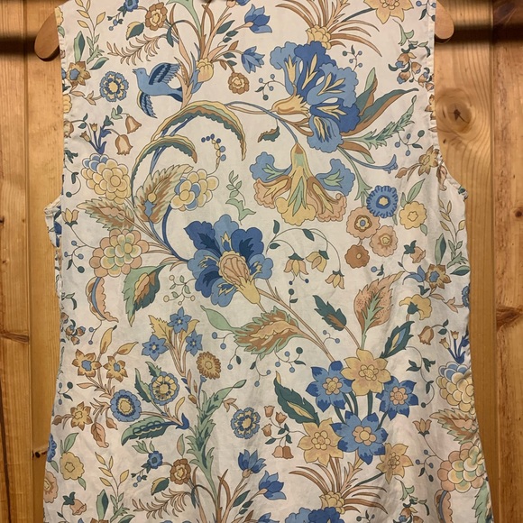 Talbots Top sleeveless beautiful flower pattern Silk58% 42%Cotton - Picture 3 of 4